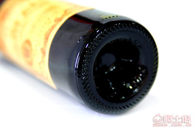 【銘威酒廠直供紅酒貼牌灌裝代加工葡萄酒OEM年中大促價格觸底】保定市蓮池區(qū)銘威葡萄酒銷售部 - 產(chǎn)品庫