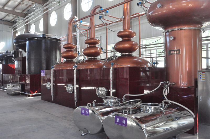 寧夏白蘭地產業新篇章 西北最大基酒蒸餾項目投產，賦能葡萄酒加工全產業鏈